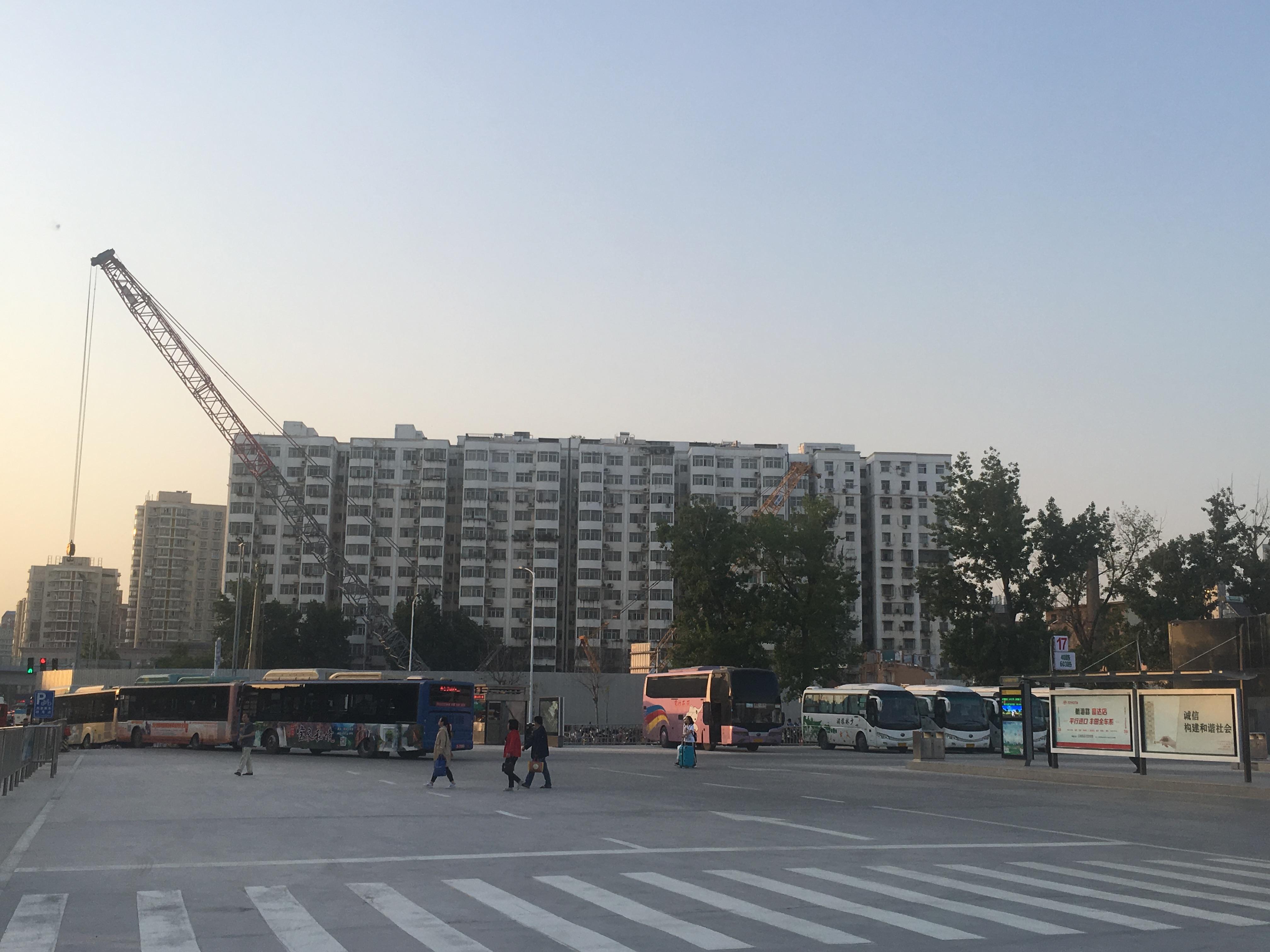 上街区地铁口最新规划，打造城市出行新地标